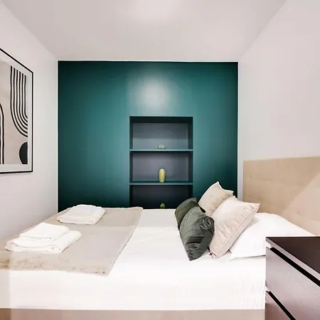 Enchanting 2 Bdr Parisian Appartamento Parigi