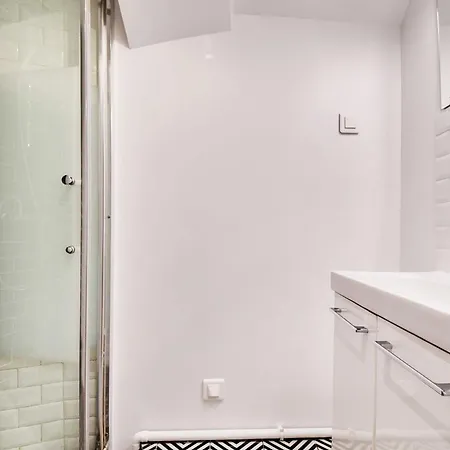 Appartamento Enchanting 2 Bdr Parisian *