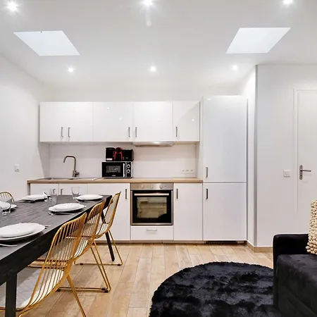 Enchanting 2 Bdr Parisian * Parigi