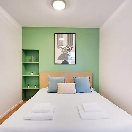 Enchanting 2 Bdr Parisian Appartamento Parigi